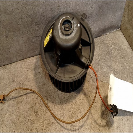 Ventilateur de chauffage occasion VOLKSWAGEN GOLF III Phase 1 01-1992->12-1997 1.4i 60ch 1H2820021