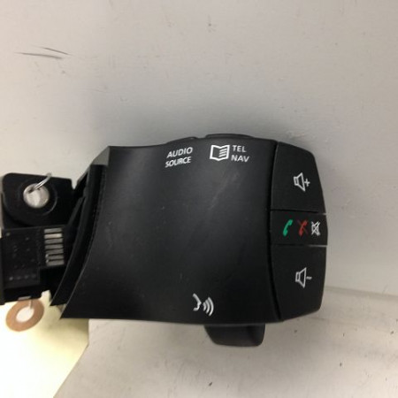 Commande autoradio occasion RENAULT KOLEOS I Phase 1 06-2008->12-2011 2.0 DCI 150ch