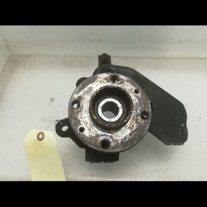 Moyeu avg occasion RENAULT TWINGO II Phase 2 12-2011->12-2014 1.5 DCI 75ch 402101554R 1