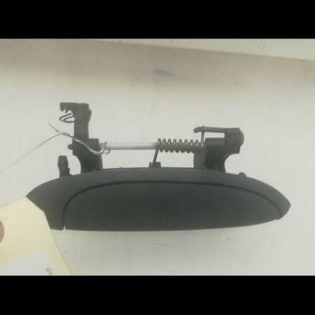 Poignee ext porte avd occasion RENAULT MEGANE I Phase 2 03-1999->06-2003 1.9 DTI 7701471884