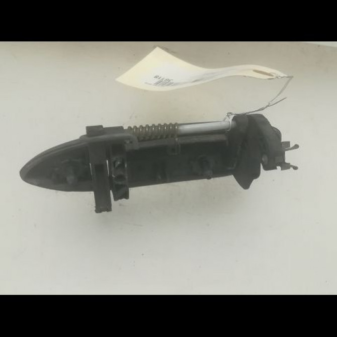 Poignee ext porte avd occasion RENAULT MEGANE I Phase 2 03-1999->06-2003 1.9 DTI 7701471884 2