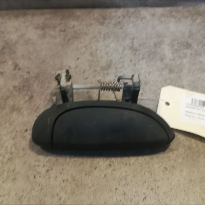 Poignee ext porte avd occasion RENAULT MEGANE I Phase 2 03-1999->06-2003 1.6 16v 7701471884 1