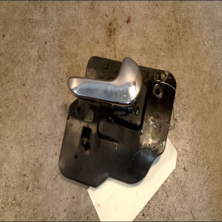 Poignee int porte avd occasion OPEL MERIVA I Phase 2 01-2006->09-2010 1.7 CDTI 100ch 13121872