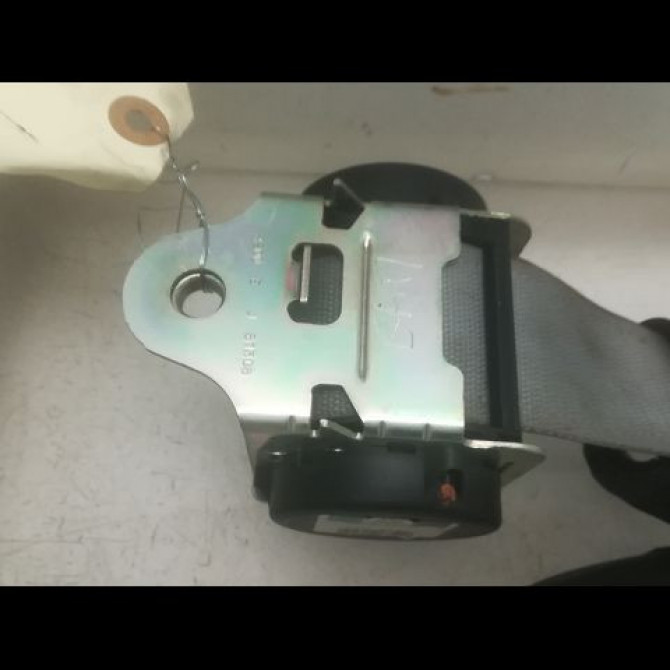 Ceinture avant droite occasion OPEL CORSA IV Phase 1 09-2006->12-2010 1.3 CDTI 75ch 13272548 3