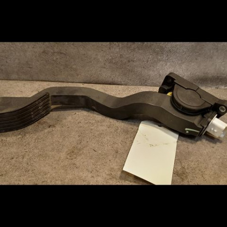 Potentiometre accelerateur occasion PEUGEOT 206 Phase 2 02-2003->02-2009 1.4i 75ch