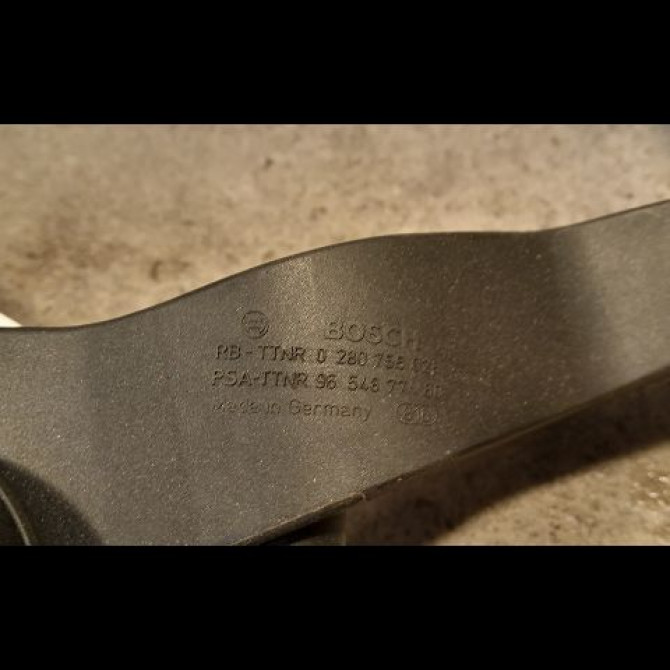 Potentiometre accelerateur occasion PEUGEOT 206 Phase 2 02-2003->02-2009 1.4i 75ch 3