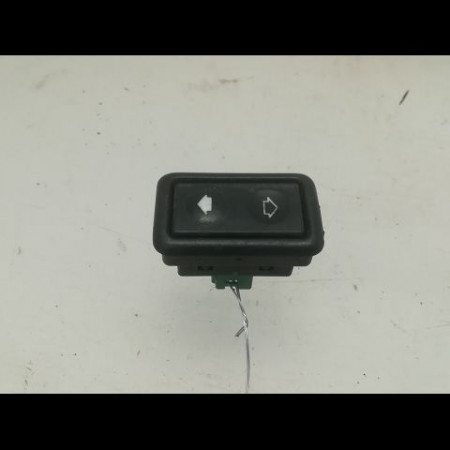 Commande lève-glace porte avant gauche occasion B.M.W. SERIE 3 III Phase 1 01-1991->04-1998 325tds 61311387388