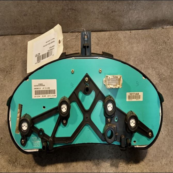 Compteur occasion PEUGEOT 206 Phase 2 02-2003->02-2009 1.4 HDI 70ch 6106LF 2