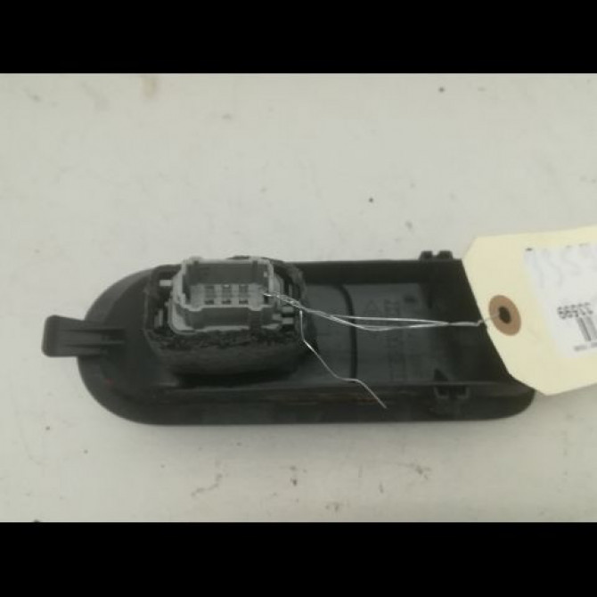 Commande lève-glace porte avant droite occasion RENAULT SCENIC II Phase 1 03-2004->09-2006 1.5 DCI 100ch 8200315027 2