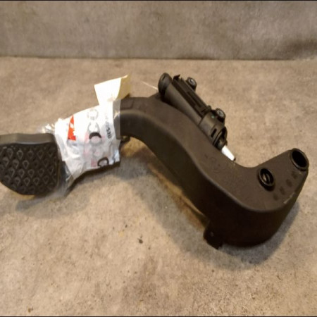 Pedale embrayage occasion B.M.W. SERIE 3 V Phase 2 09-2008->12-2011 318i 143ch 35316761310