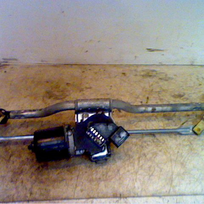 Moteur essuie-glace avant occasion RENAULT CLIO II Phase 1 03-1998->06-2001 7701049800 1