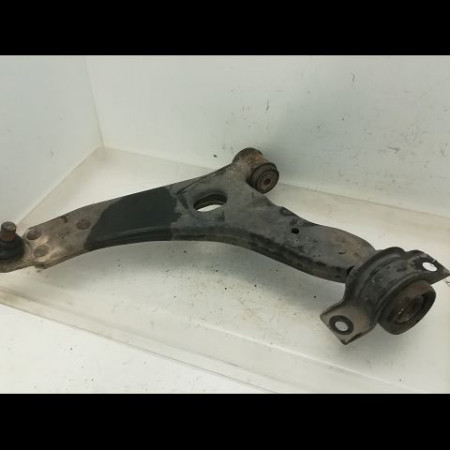 Triangle inf avg occasion FORD FOCUS I Phase 1 10-1998->09-2004 1.8 TDCI 100ch 1207974