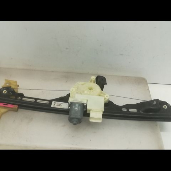 Mecanisme+moteur leve-glace arg occasion CITROEN C4 GRAND PICASSO II Phase 1 04-2013->... 1.6 e-HDi 115ch 9826076580 1