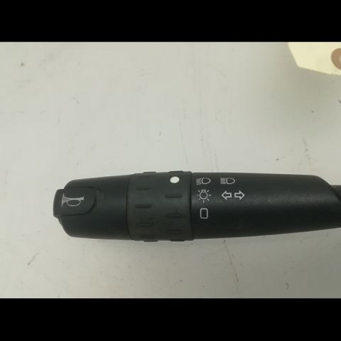 Commande clignotant occasion PEUGEOT 405 Phase 2 07-1992->06-1996 1.8i 100ch 623971 2