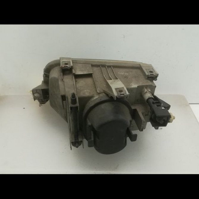 Phare droit occasion RENAULT CLIO I Phase 2 03-1994->03-1996 1.2 2