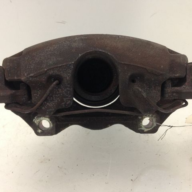 Etrier de frein avant gauche occasion OPEL ZAFIRA I Phase 1 03-1999->07-2005 2.0 DI 16v 93176426 2