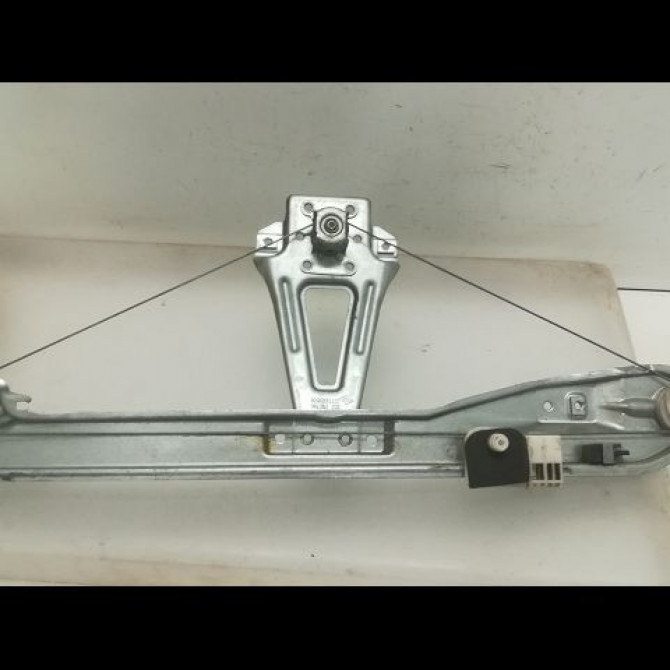 Mecanisme leve-glace arrière droit occasion RENAULT CLIO III Phase 1 09-2005->03-2009 1.5 DCI 105ch 8200291155 3