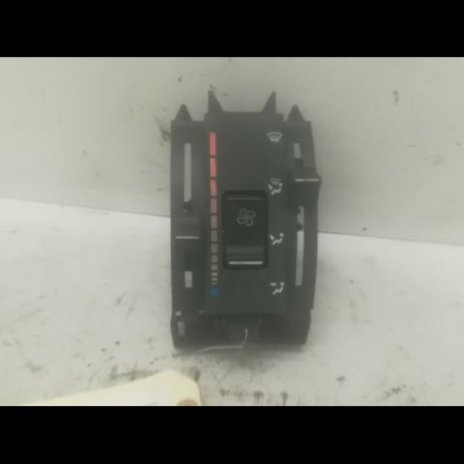 Commande de chauffage occasion RENAULT SUPER 5 Phase 1 10-1984->12-1996 1.1 1