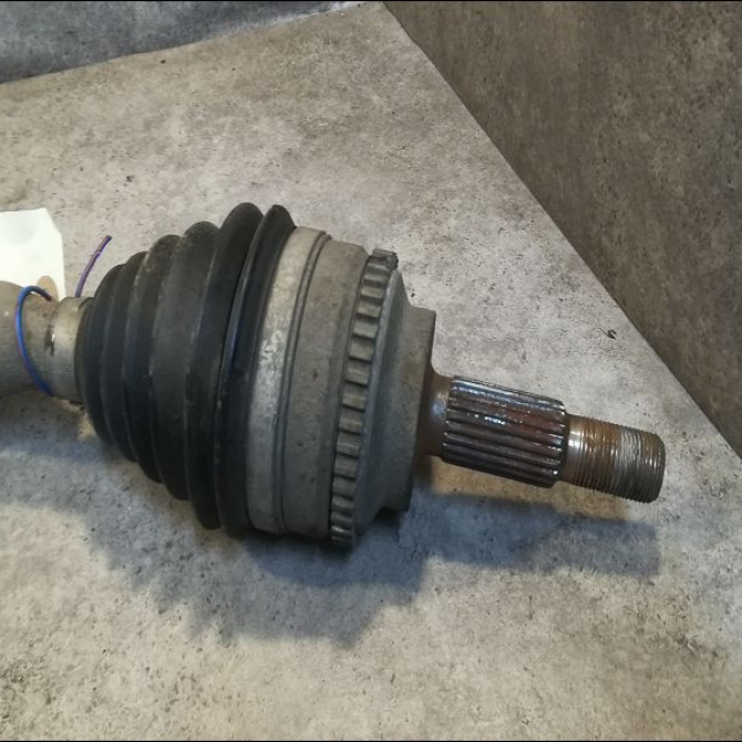 Transmission avant gauche occasion RENAULT SCENIC I Phase 2 08-1999->06-2003 1.6i 107ch 8200531861 2