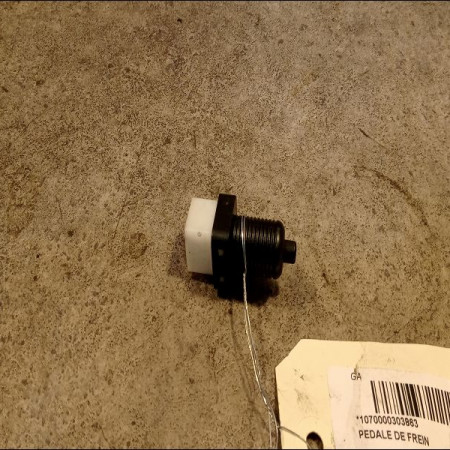Pedale de frein occasion PEUGEOT 106 Phase 1 09-1991->04-1996 1.0i 4501A9