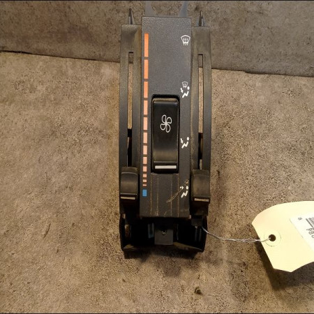 Commande de chauffage occasion RENAULT SUPER 5 Phase 1 10-1984->12-1996 1.4i