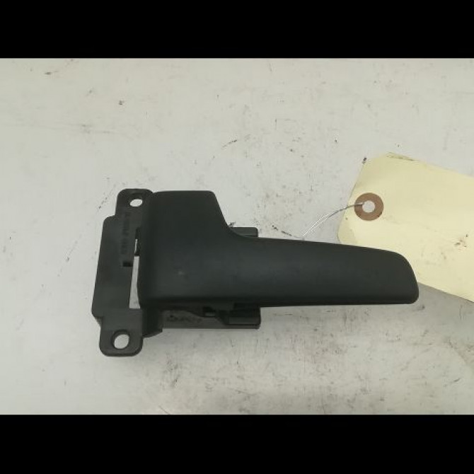 Poignee int porte avg occasion KIA VENGA Phase 2 01-2015->... 826101P000NZ 1