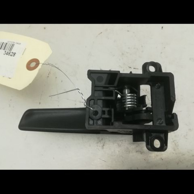 Poignee int porte avg occasion KIA VENGA Phase 2 01-2015->... 826101P000NZ 2