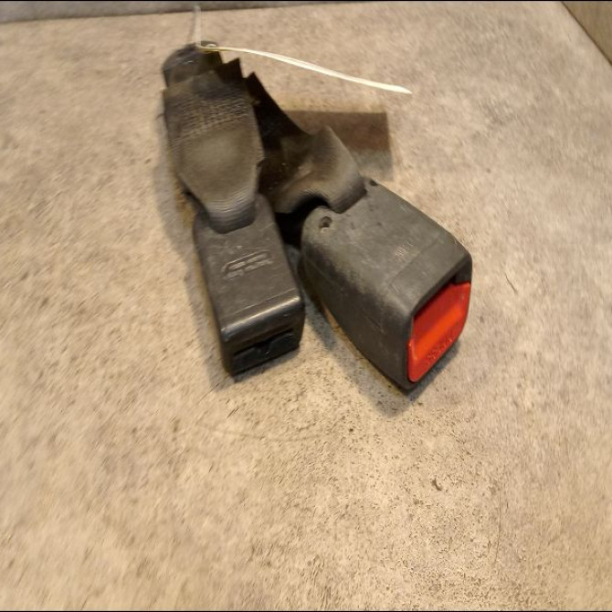 Ancrage ceinture arc occasion KIA VENGA Phase 1 04-1995->04-1999 1.6 CRDI 115ch 898601P000EQ 1