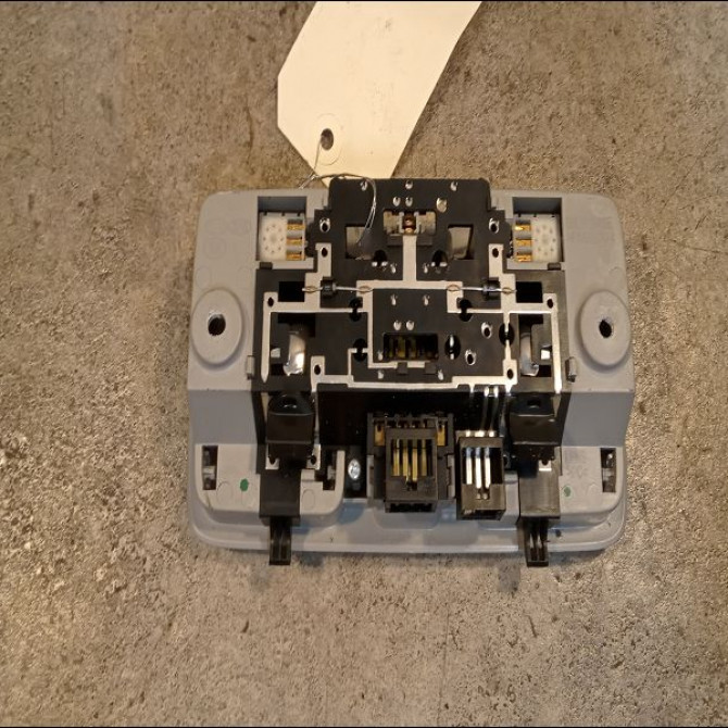 Plafonnier occasion KIA VENGA Phase 1 04-1995->04-1999 1.6 CRDI 115ch 928701P000ED 2