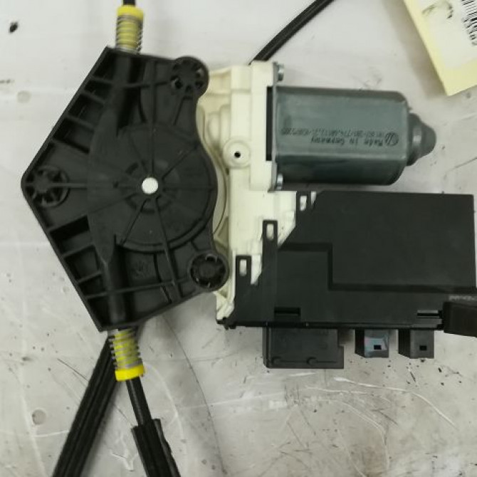 Mecanisme+moteur leve-glace avg occasion CITROEN C8 Phase 1 06-2002->... 2.2 HDi 16v 130ch 9221L4 3