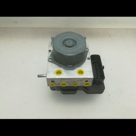 Unité hydraulique ABS occasion RENAULT CAPTUR Phase 1 02-2013->... 0.9 90 ch 476607745R