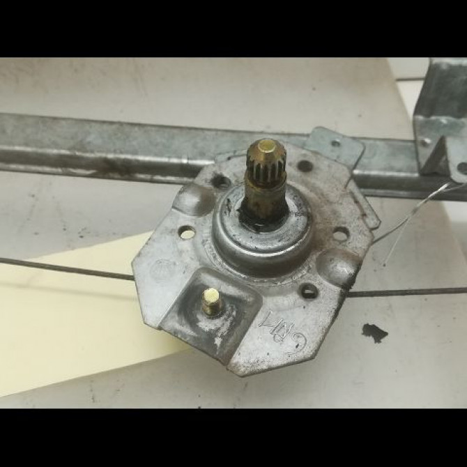 Mécanisme lève-glace avant gauche occasion PEUGEOT BOXER I Phase 1 07-1994->02-2002 2.5 D 9221F3 2