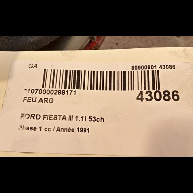 Feu arrière gauche occasion FORD FIESTA III Phase 1 03-1989->01-1994 1.1i 53ch 3