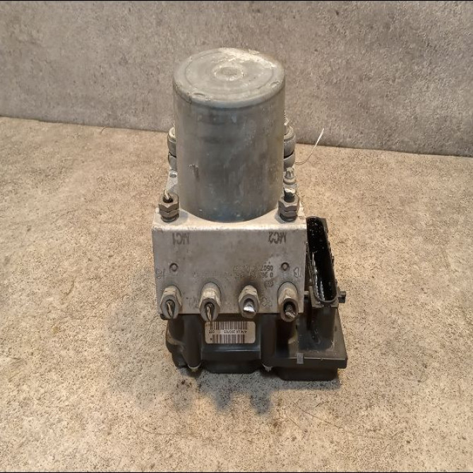 Unité hydraulique ABS occasion CITROEN C4 I Phase 1 11-2004->07-2008 1.6i 16v 4541J1 1