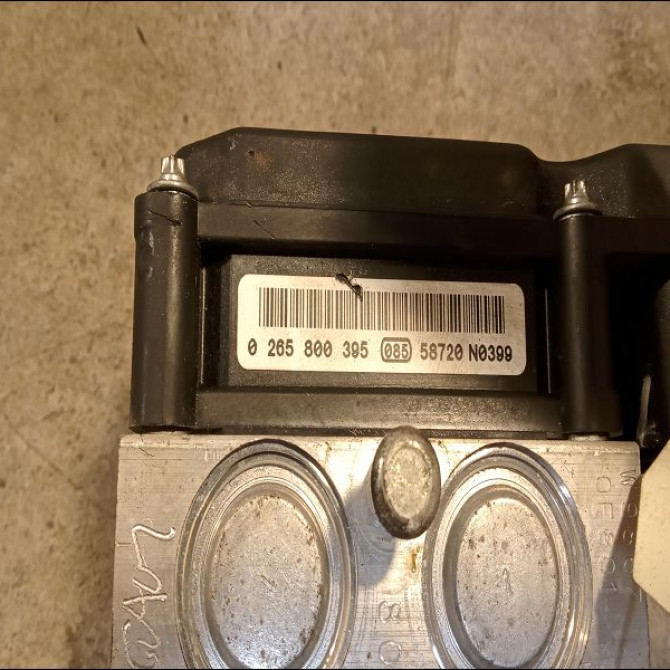 Unité hydraulique ABS occasion CITROEN C4 I Phase 1 11-2004->07-2008 1.6i 16v 4541J1 3