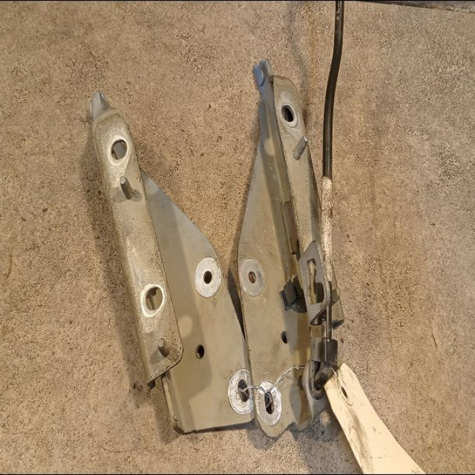 Compas d capot occasion CITROEN C3 I Phase 2 10-2005->12-2010 1.6 HDi 16v 92ch 791268 1