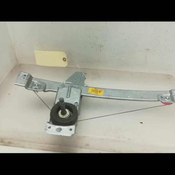 Mecanisme leve-glace arrière gauche occasion PEUGEOT 207 Phase 1 04-2006->06-2013 1.4 HDI 9223A3 1