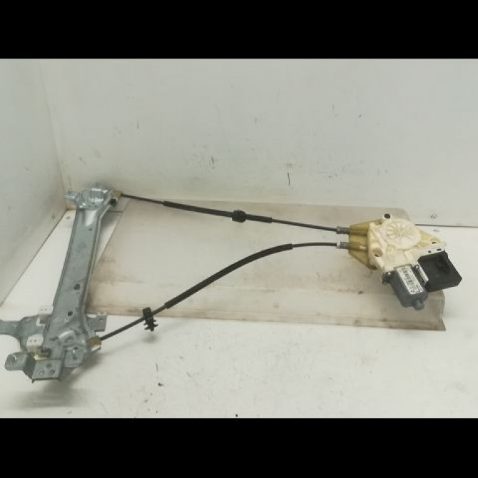 Mecanisme+moteur leve-glace ard occasion RENAULT MEGANE III Phase 2 01-2012->06-2014 1.5 DCI 8v 110ch 827200008R 1