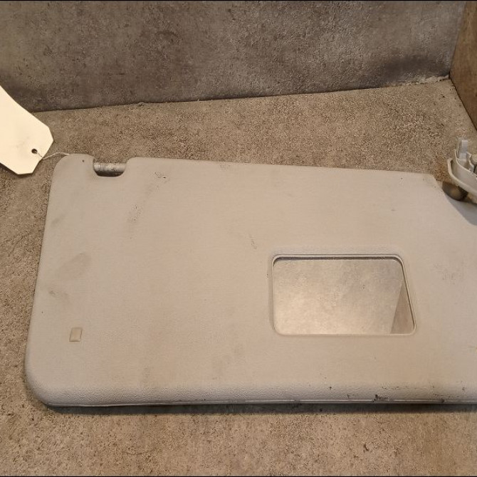 Pare-soleil droit occasion PEUGEOT PARTNER I Phase 2 11-2002->05-2008 2.0 HDI 8143TH 1