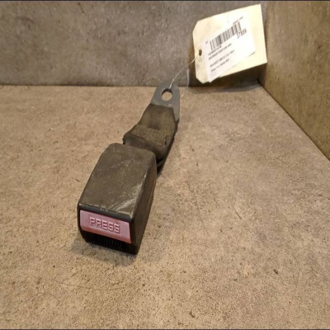 Ancrage ceinture arrière droit occasion PEUGEOT 206 CC Phase 1 10-2000->03-2007 2.0i 140ch 1