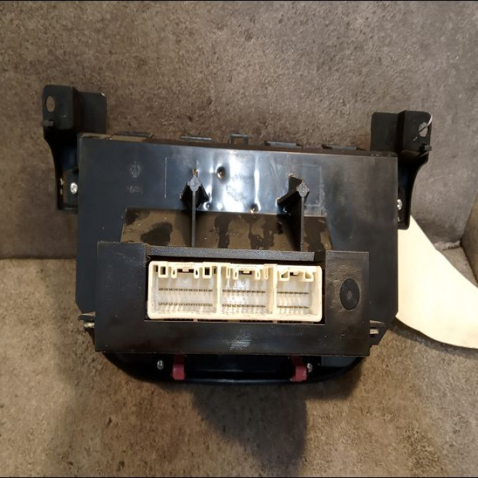 Commande de chauffage occasion TOYOTA RAV4 II Phase 2 10-2003->12-2005 115 D-4D 8401342020 2