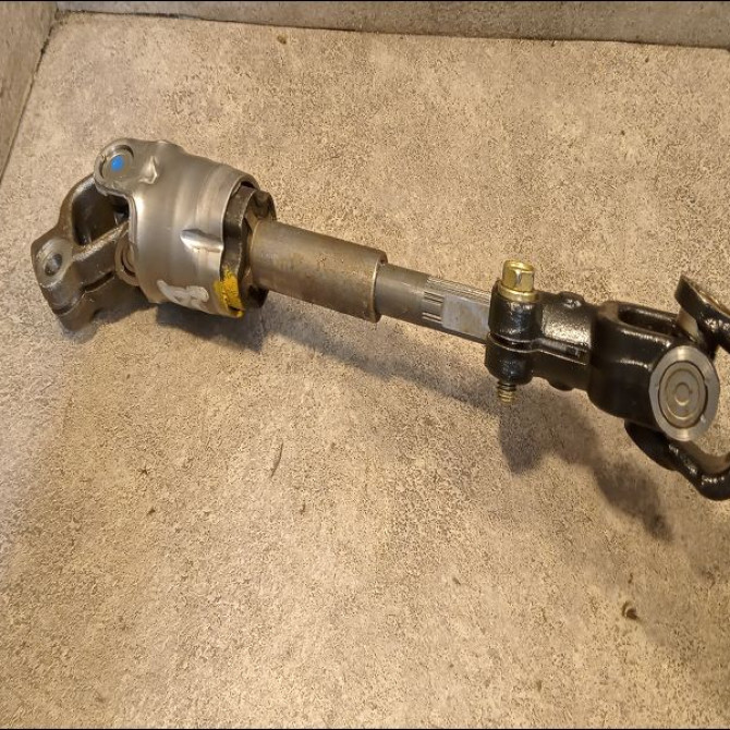 Colonne de direction non assistee occasion TOYOTA RAV4 II Phase 2 10-2003->12-2005 115 D-4D 4521042020 3