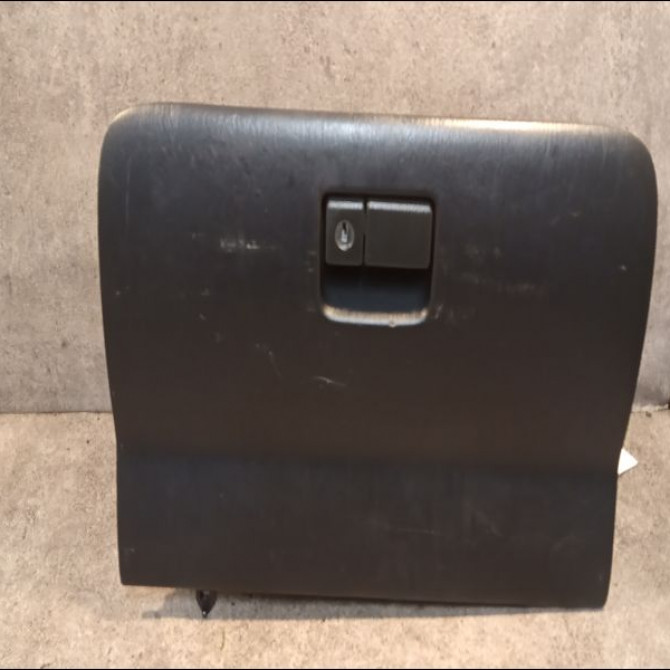 Boite à gants occasion TOYOTA RAV4 II Phase 2 10-2003->12-2005 115 D-4D 5555042030B1 1