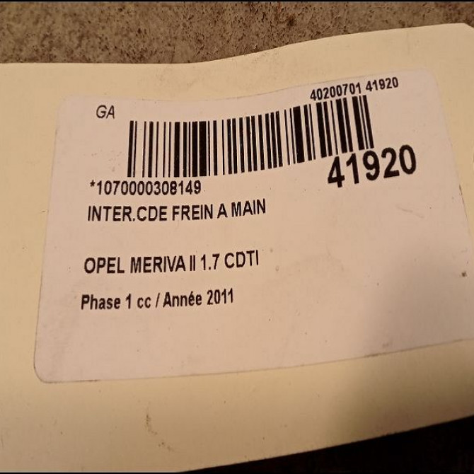Interrupteur commande de frein a main occasion OPEL MERIVA II Phase 1 09-2010->03-2014 1.7 CDTI 110ch 3