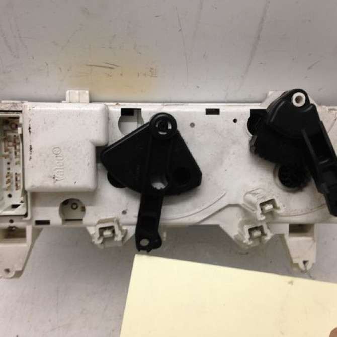 Commande de chauffage occasion RENAULT MEGANE I Phase 2 03-1999->06-2003 1.6 16v 7701209442 2