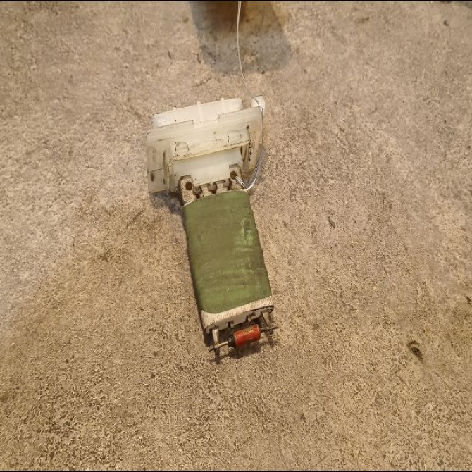 Resistance de chauffage occasion CITROEN C1 I Phase 1 06-2005->11-2008 1.0i 6445ZA 1