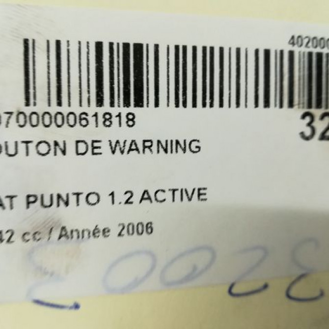 Bouton de warning occasion FIAT GRANDE PUNTO III Phase 1 09-2005->12-2013 1.2i 5