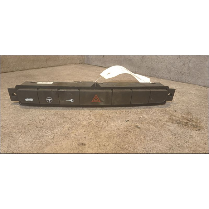 Bouton de warning occasion FIAT GRANDE PUNTO III Phase 1 09-2005->12-2013 1.2i 65ch 1