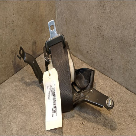 Ceinture centrale arriere occasion MAZDA MAZDA 5 I Phase 1 06-2005->10-2008 2.0 MZR-CD 110ch CC3357730B00