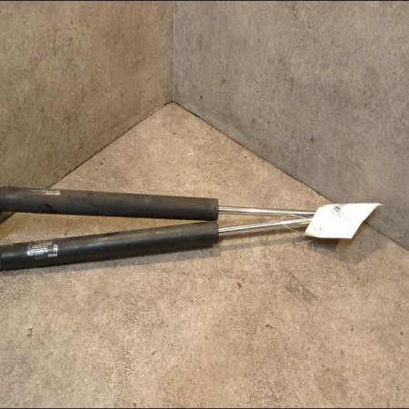 Verin droit hayon occasion MAZDA MAZDA 5 I Phase 1 06-2005->10-2008 2.0 MZR-CD 110ch C23562620E